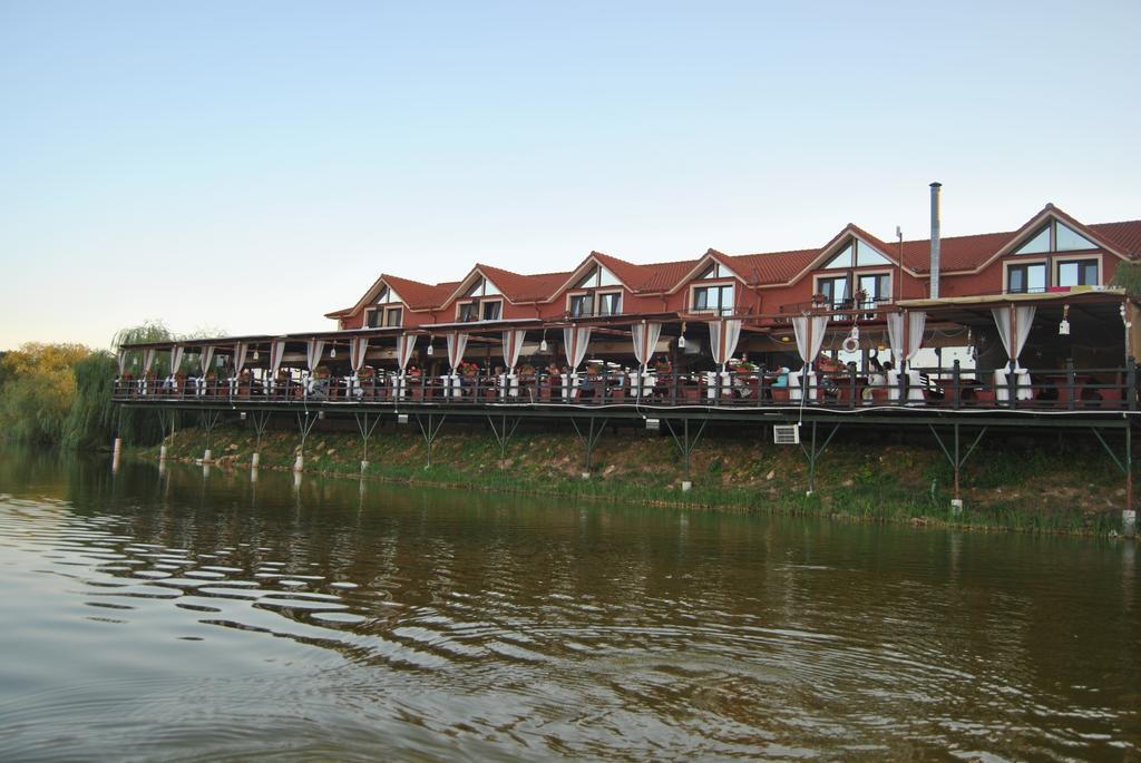 Lacul Racilor Olimp Extérieur photo